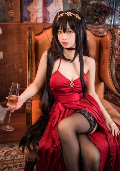 欧美丰臀紧身av_BD在线观看电视