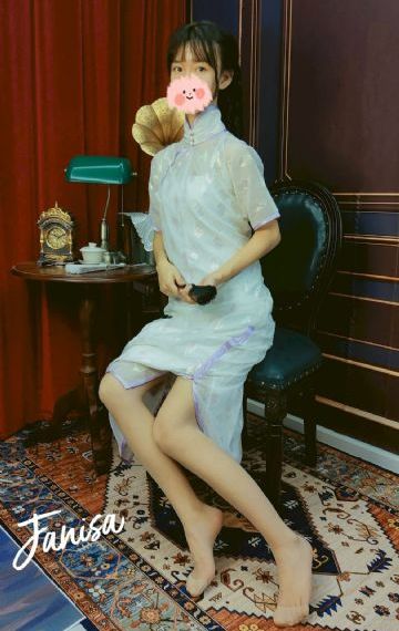 日韩精品成人色蜜菠萝影院_720免费观看最新